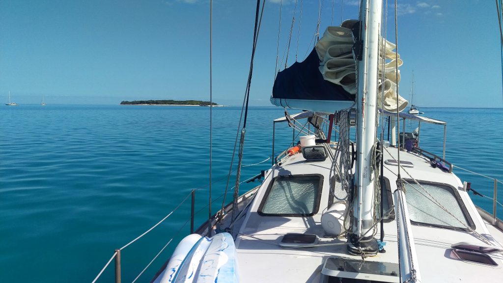 We were anchored at Lady Musgrave for 3 nights with around 10 other boats. The big tourist boats would arrive each day and it would be busy for a few hours until they left in the afternoon.